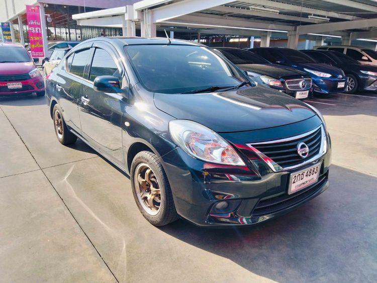 รถ Nissan Almera 1.2 E สี ดำ