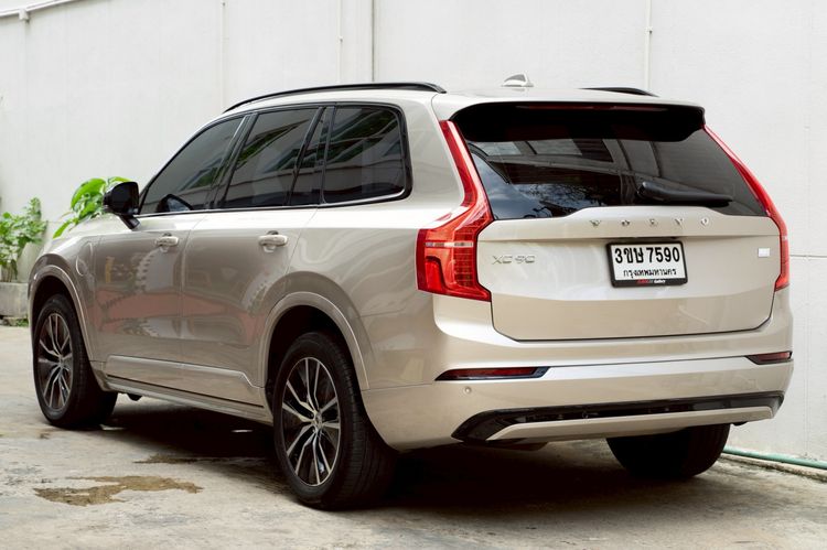 Volvo XC90 2023 2.0 Recharge Plus T8 Plug-in Hybrid Dark Utility-car ปลั๊กอินไฮบริด (PHEV) ไม่ติดแก๊ส เกียร์อัตโนมัติ บรอนซ์ทอง รูปที่ 3