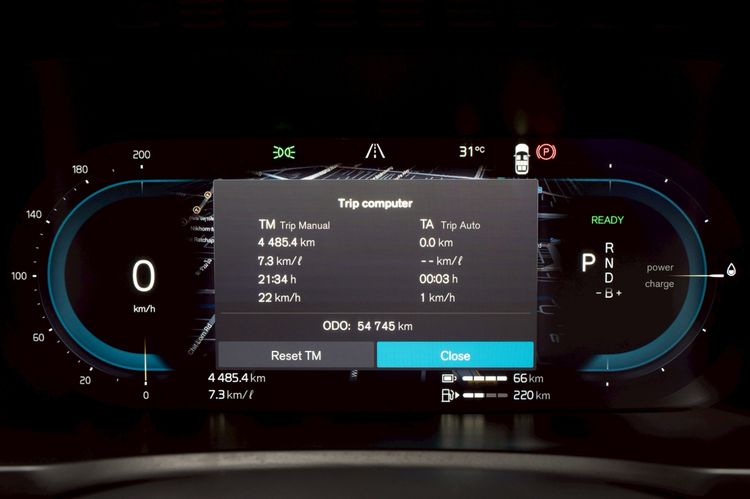 Volvo XC90 2023 2.0 Recharge Plus T8 Plug-in Hybrid Dark Utility-car ปลั๊กอินไฮบริด (PHEV) ไม่ติดแก๊ส เกียร์อัตโนมัติ บรอนซ์ทอง รูปที่ 2