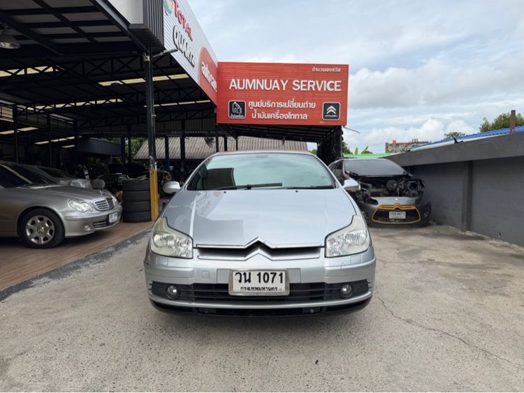 รถ Citroen C5 2.0 SX สี บรอนซ์เงิน