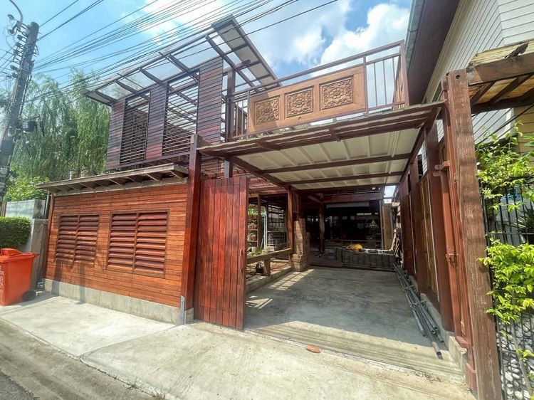 บ้านเดี่ยว 2 ชั้น