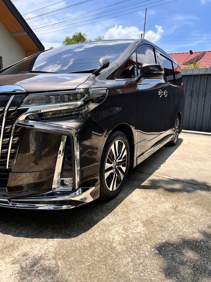 Toyota Alphard 2022 2.5 SA Package เบนซิน เกียร์อัตโนมัติ น้ำตาล