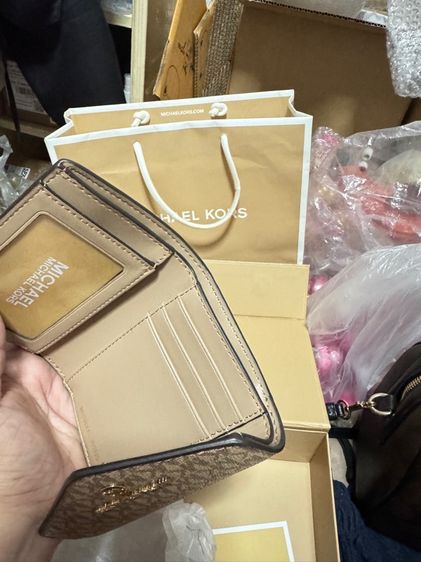 กระเป๋า สตางค์ michael kors ของแท้ รูปที่ 6