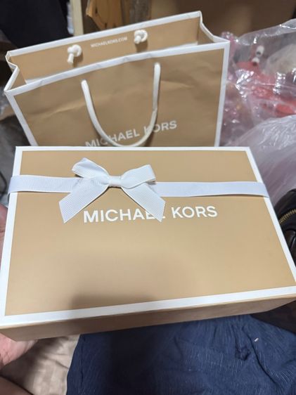 กระเป๋า สตางค์ michael kors ของแท้ รูปที่ 9