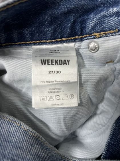 กางเกงยีนส์ weekday มือสอง สภาพดี ขนาด ตามภาพนะคะ รูปที่ 5