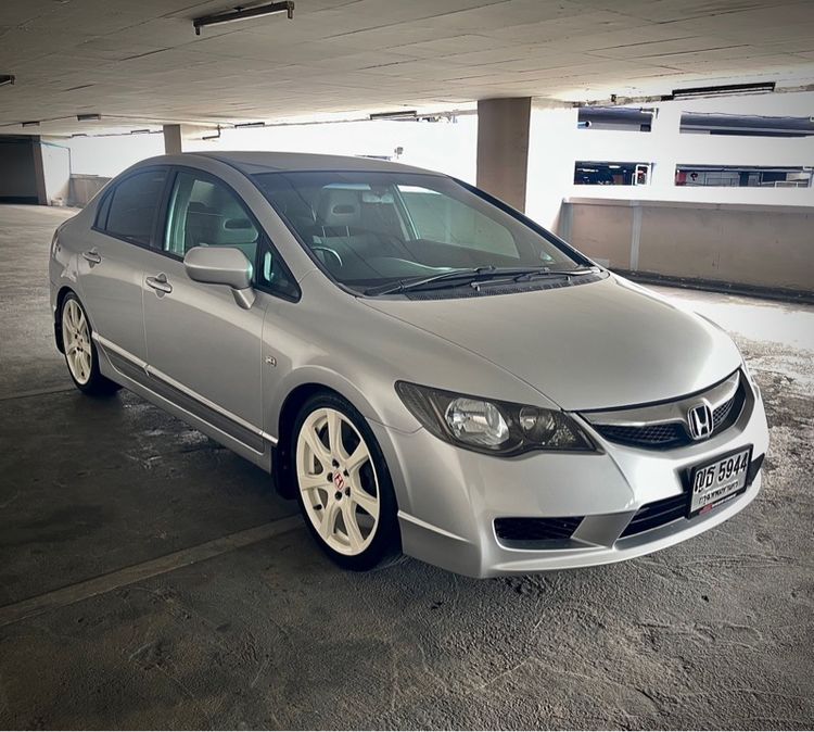 Honda Civic 2011 1.8 S i-VTEC Sedan เบนซิน เกียร์อัตโนมัติ เทา รูปที่ 4