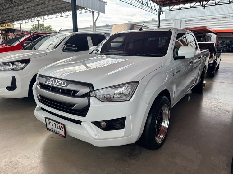 รถ Isuzu D-MAX 1.9 S สี ขาว