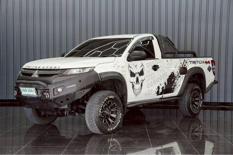 Mitsubishi Triton 2021 2.4 GL 4WD Pickup ดีเซล ไม่ติดแก๊ส เกียร์อัตโนมัติ ขาว รูปที่ 2