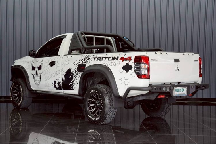Mitsubishi Triton 2021 2.4 GL 4WD Pickup ดีเซล ไม่ติดแก๊ส เกียร์อัตโนมัติ ขาว รูปที่ 4
