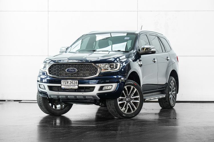 รถ Ford Everest 2.0 Titanium Plus สี น้ำเงิน