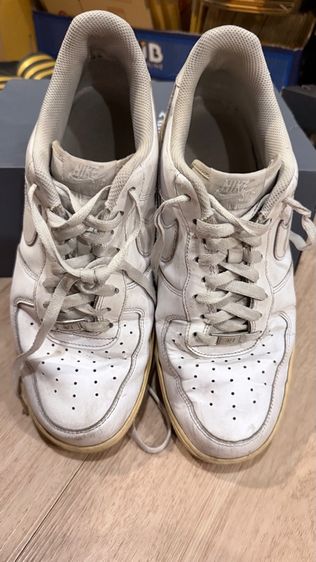 รองเท้า Nike Air Force 1 (AF1) สีขาวทรงยังสวย เอาไปใส่ลุยๆ คุ้มแน่นอน รูปที่ 5