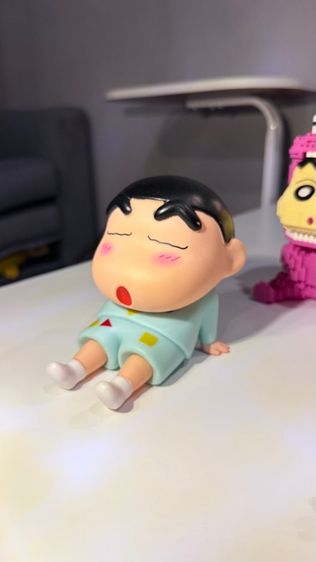 โมเดลฟิกเกอร์ ชินจัง (Shin-chan) ชุดนอนท่านั่งหลับสุดน่ารัก สภาพดี
