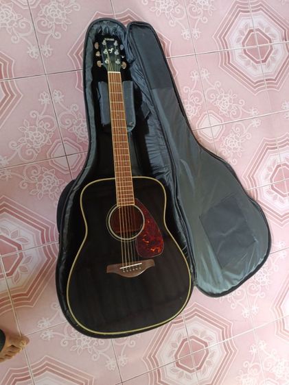 กีต้าร์โปร่ง กีต้าโปร่ง YAMAHA fg720 s Top solid