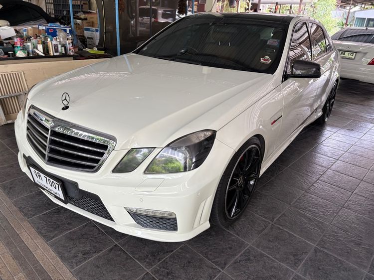 Mercedes-Benz E-Class 2012 E200 CGI Sedan เบนซิน ไม่ติดแก๊ส เกียร์อัตโนมัติ ขาว รูปที่ 4
