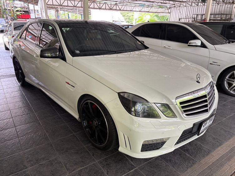 Mercedes-Benz E-Class 2012 E200 CGI Sedan เบนซิน ไม่ติดแก๊ส เกียร์อัตโนมัติ ขาว รูปที่ 3