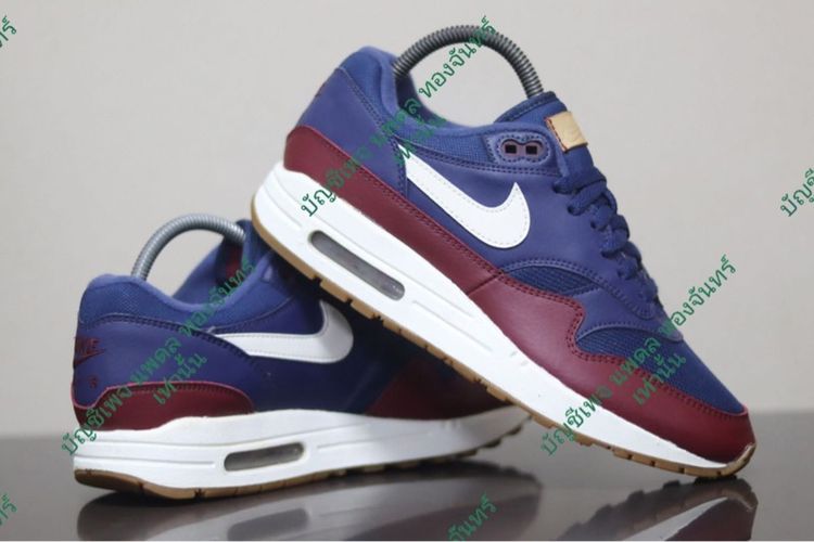 อื่นๆ อื่นๆ รองเท้าผ้าใบ ขนาดอื่น ๆ รองเท้า NIKE AIR MAX 1 แท้ 💯 เบอร์ 40.5 cm 25.5 คนเท้า 25-26 cm ใส่ได้ครับ สภาพดีมาก พื้นเต็ม ทรงสวย หายากน่าสะลมครับ