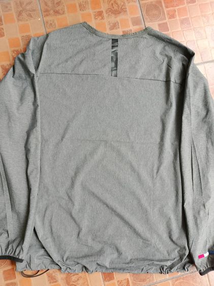 เสื้อ oclunlc ,เบอร์L สวยเหมือนใหม่ ไม่มีตำหนิ ผ้าบาง เหมาะหน้าร้อน  รูปที่ 2