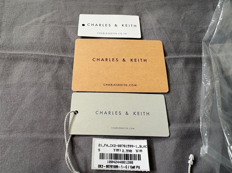 กระเป๋า CHARLES KEITH สีดำ ของแท้ รูปที่ 7