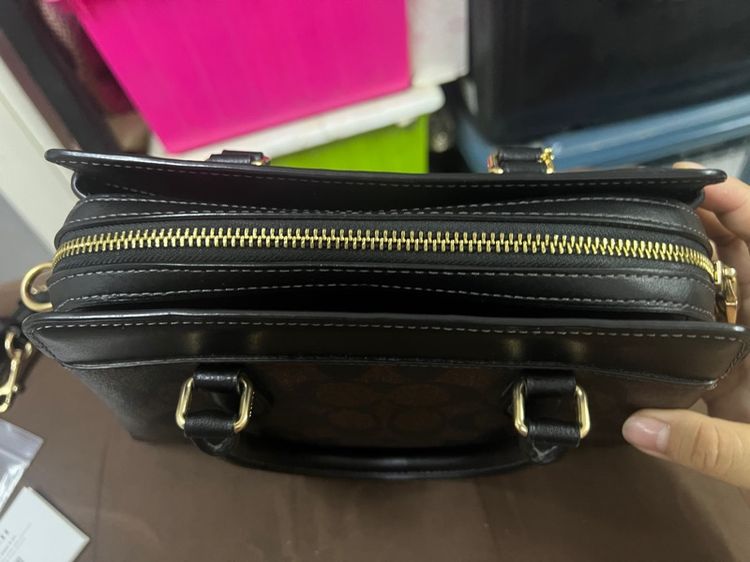 COACH MINI DARCIE CARRYALL IN SIGNATURE CANVAS CH174  กระเป๋าสะพายทรงถัง ไซส์มินิ  รูปที่ 6