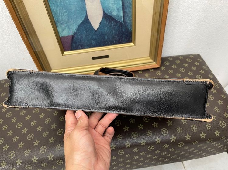 กระเป๋าหนังแท้ Takeo Kikuchi made in japan วินเทจ หนังหนาสวยมาก 1,250 บาท รูปที่ 11