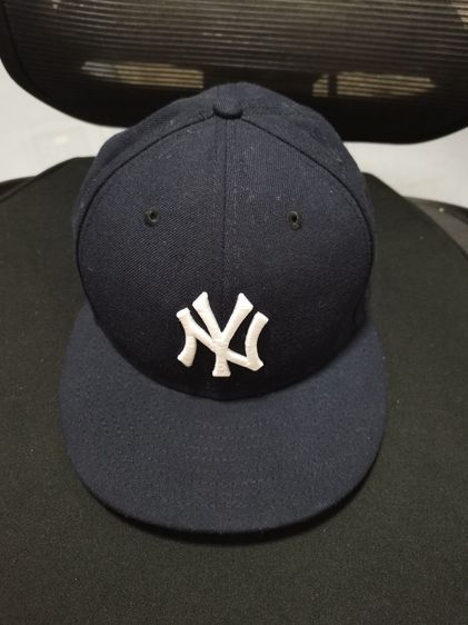 หมวกและหมวกแก๊ป หมวกแกป New York  Yankees  hat cap  new era 59 fifty  สีกรม