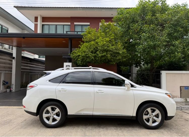 Lexus RX270 2010 2.7 Premium Moonroof Utility-car เบนซิน ไม่ติดแก๊ส เกียร์อัตโนมัติ ขาว รูปที่ 2