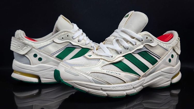 รองเท้า ADIDAS แท้ 💯 เบอร์ 40 cm 25 คนเท้า 24.5-26 cm ใส่ได้ครับ สภาพดีมาก พื้นเต็ม ทรงสวย หายากน่าสะลมครับ รูปที่ 3