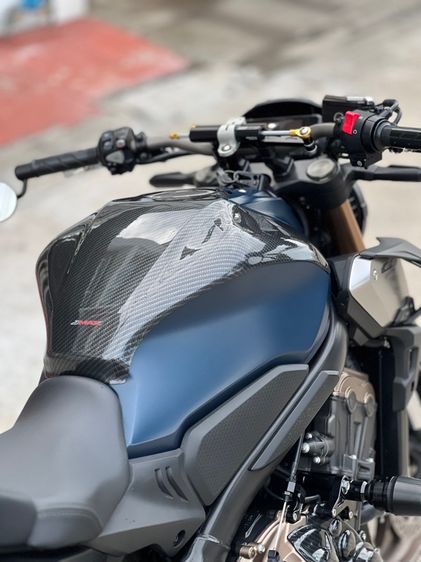 Honda CB650r 2022 4300km ของงแต่งเพียบ รูปที่ 8