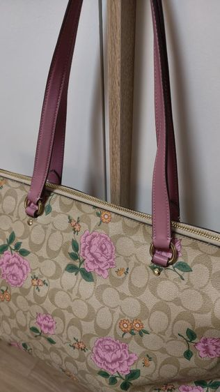 กระเป๋า Coach Tote Floral รูปที่ 7