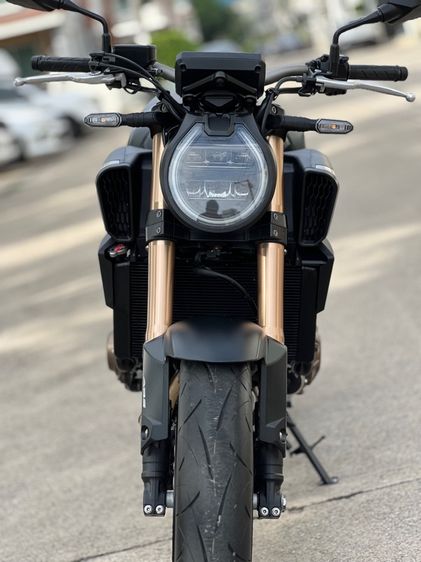 Honda cb650r ปี2025 ตัวใหม่ล่าสุด 1200km รูปที่ 13