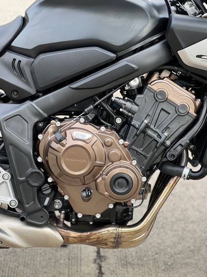Honda cb650r ปี2025 ตัวใหม่ล่าสุด 1200km รูปที่ 12