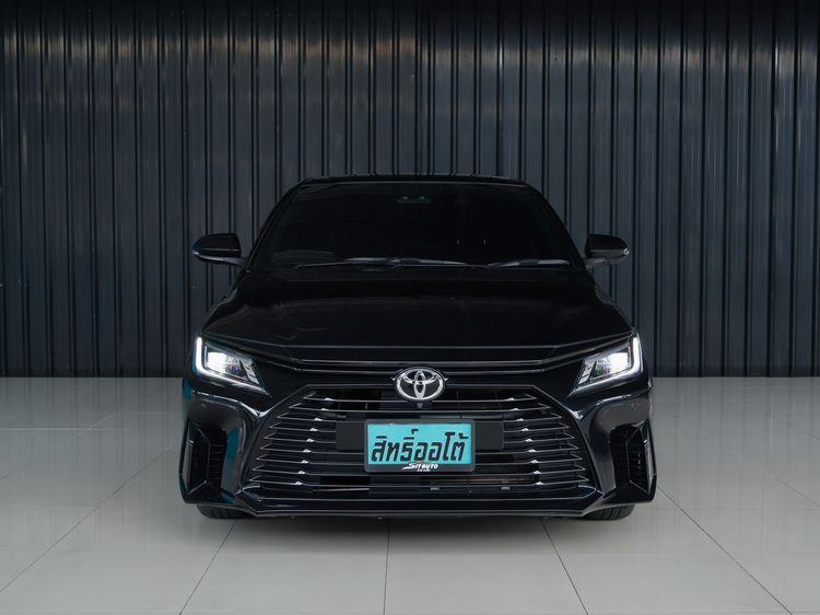 Toyota Yaris ATIV 2023 1.2 Premium Sedan เบนซิน ไม่ติดแก๊ส เกียร์อัตโนมัติ ดำ