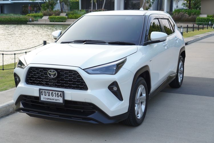 รถ Toyota Yaris Cross 1.5 HEV Smart สี ขาว