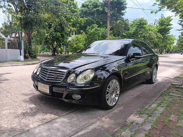 รถ Mercedes-Benz E-Class E200 Kompressor สี ดำ