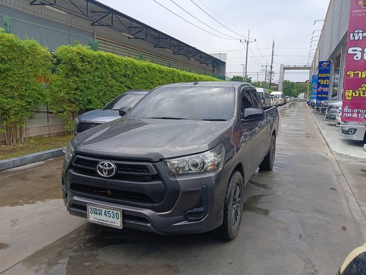 รถ Toyota Hilux Revo 2.4 Entry สี เทา