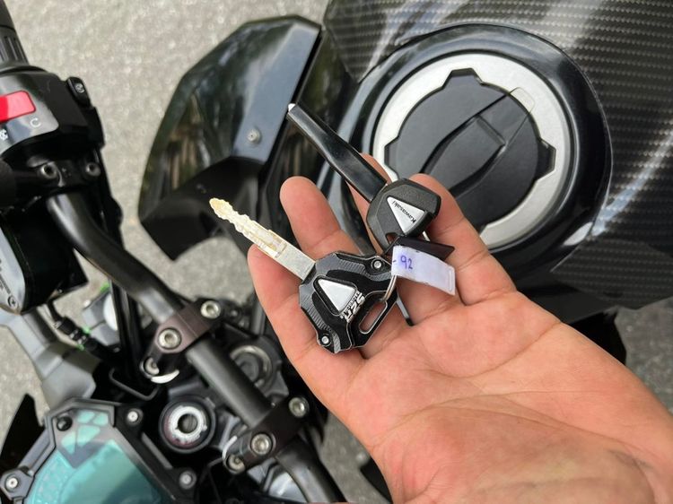 Kawasaki รุ่น Z400abs 400cc ปี 2021 สตาร์ทมือ รถบ้าน รูปที่ 10