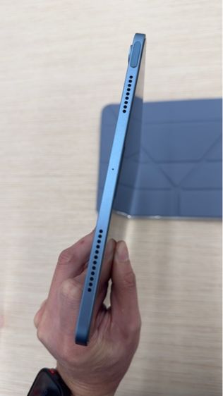 ขาย iPad Air Gen 5 (WiFi) 64GB สีฟ้า สภาพนางฟ้า 99 เปอร์ พร้อม Apple Pencil ศูนย์ไทย มีกล่อง รูปที่ 4