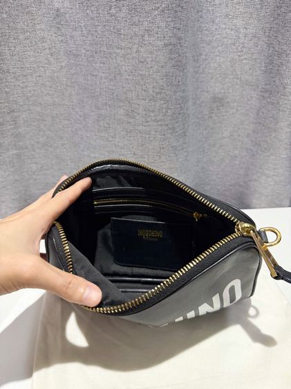 Moschino  รูปที่ 6