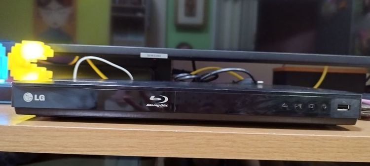 LG เครื่องเล่นdvd brure LG พร้อมเเผ่น17ัเเผ่น