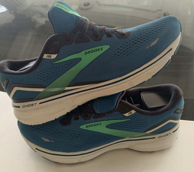 ขาย Brooks  Gts 23 สภาพสวย ใส่เบาสบาย ของแท้ size 43/275cm ของแท้ 100% รูปที่ 9