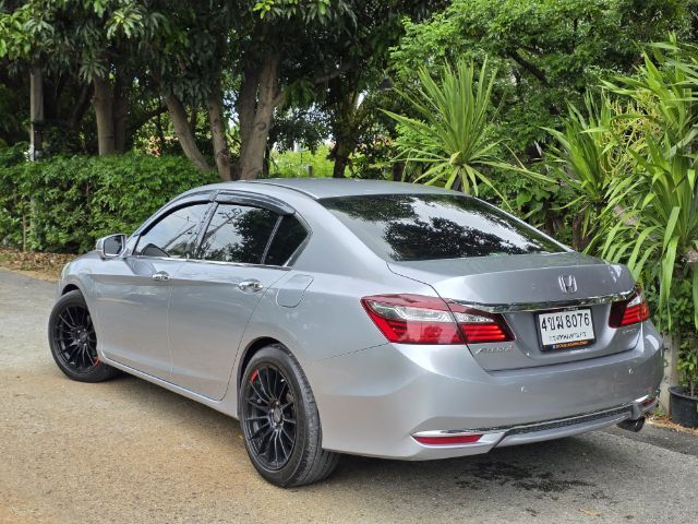 Honda Accord 2017 2.0 EL i-VTEC Sedan เบนซิน ไม่ติดแก๊ส เกียร์อัตโนมัติ บรอนซ์เงิน รูปที่ 4