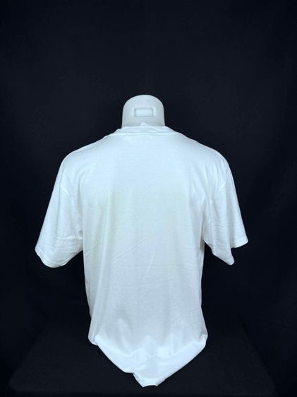 เสื้อยืดคอวี Nike แท้ 💯 size L ขนาด อก 21.5 ยาว 28 นิ้ว สภาพดีมาก ดีเทลสวย เนื้อผ้าดีมากนิ่มใส่สบาย หายากน่าสะสมครับ รูปที่ 2