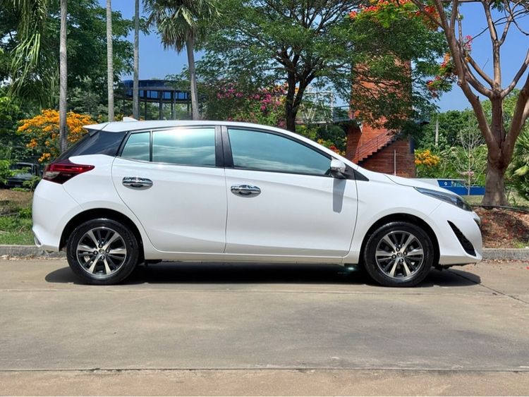 Toyota Yaris 2018 1.2 G Sedan เบนซิน เกียร์อัตโนมัติ ขาว รูปที่ 3