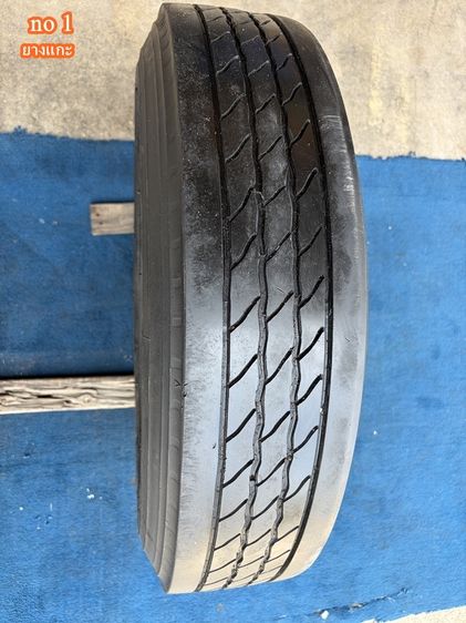 ยางเก่า บรรทุก BS 750r16 radial รุ่นr156 เป็นยางแกะดอก ปี21 และ 24 รูปที่ 4