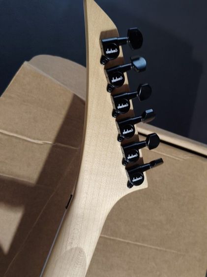 jackson js32 rhoads สภาพใหม่ๆแทบไม่ได้ใช้งาน รูปที่ 6