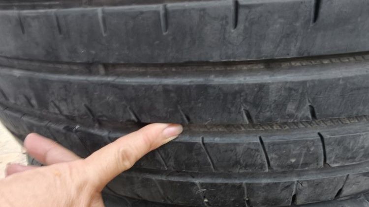 ยางรถ 235-55 R19 ดอกเหลือเยอะ รูปที่ 6