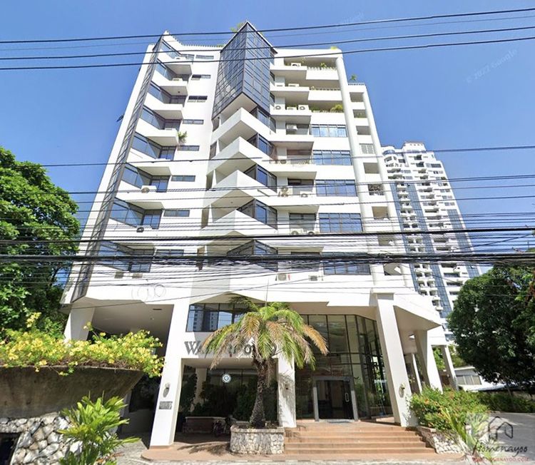 ขายคอนโดทองหล่อซอย 5 เดอะวอร์เตอร์ฟอร์ด 156.81 ตารางเมตร SQM ชั้น 8 คอนโดตกแต่งอย่างดีที่สุด พร้อมอยู่ ราคาเสนอขาย 16.5ล้านบาท ค่าโอนคนละครึ