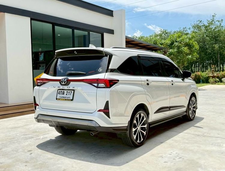 Toyota Veloz 2022 1.5 Premium Utility-car เบนซิน ไม่ติดแก๊ส เกียร์อัตโนมัติ ขาว รูปที่ 4