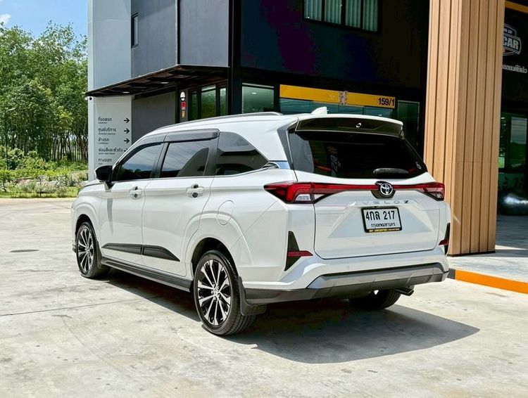 Toyota Veloz 2022 1.5 Premium Utility-car เบนซิน ไม่ติดแก๊ส เกียร์อัตโนมัติ ขาว รูปที่ 4