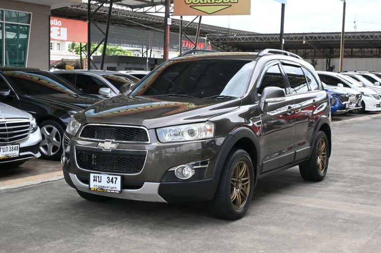 รถ Chevrolet Captiva 2.4 LSX สี น้ำตาล